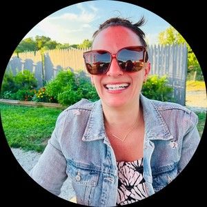 Meet your Posher, Lauren